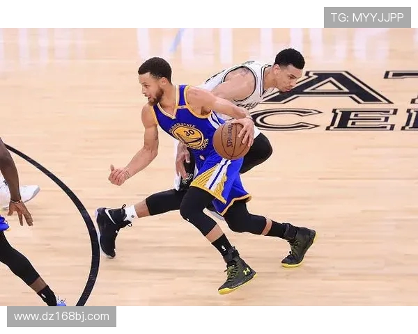 科沃德期待向老詹请教身体保养技巧并学习库里投篮与KD脚步技巧