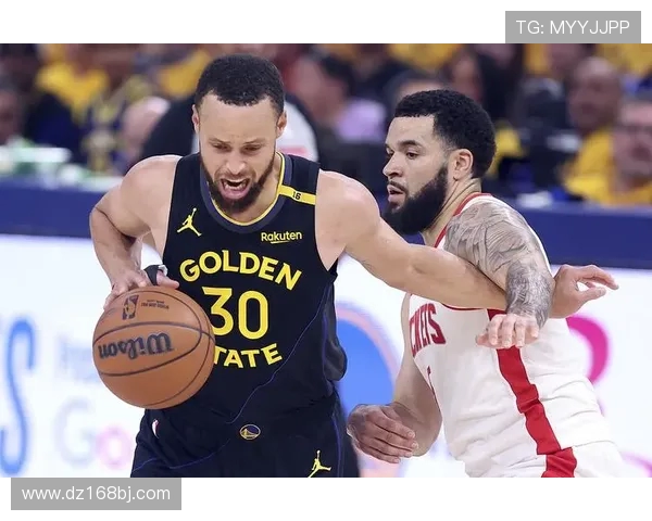 2016年NBA西部决赛第六场勇士客场击败雷霆将系列赛拖入抢七大战